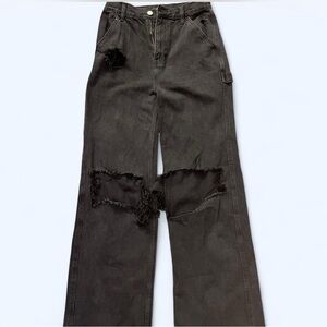 Black high waisted ripped jeans
Pacsun wide leg carpenter jeans Sz27